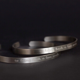 LIV metallarmband, smal modell image